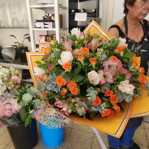 משלוח זר פרחים מיוחד